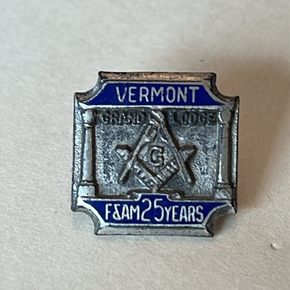 Vermont Masonic Grand Lodge Sterling Silver Pin 25 Years - Picture 1 of 9